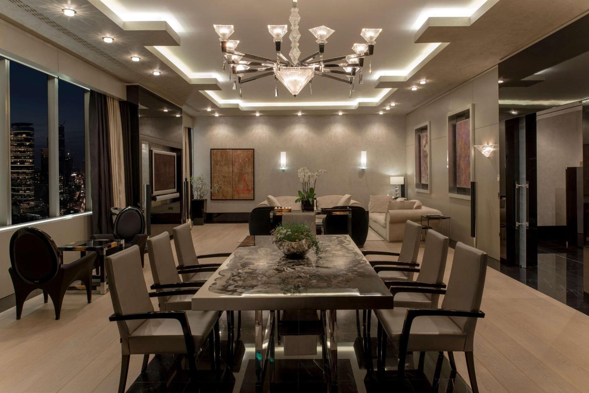 Penthouse Suite