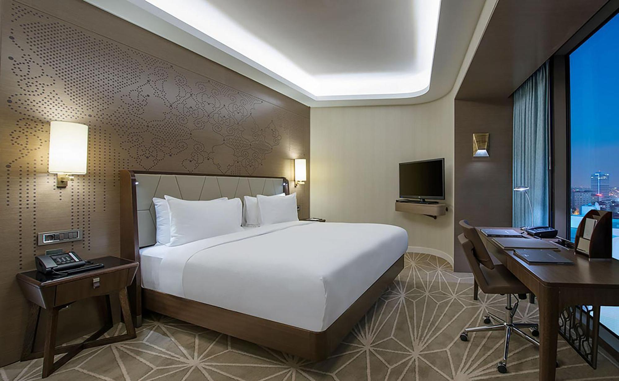Deluxe Zimmer mit Kingsize-Bett