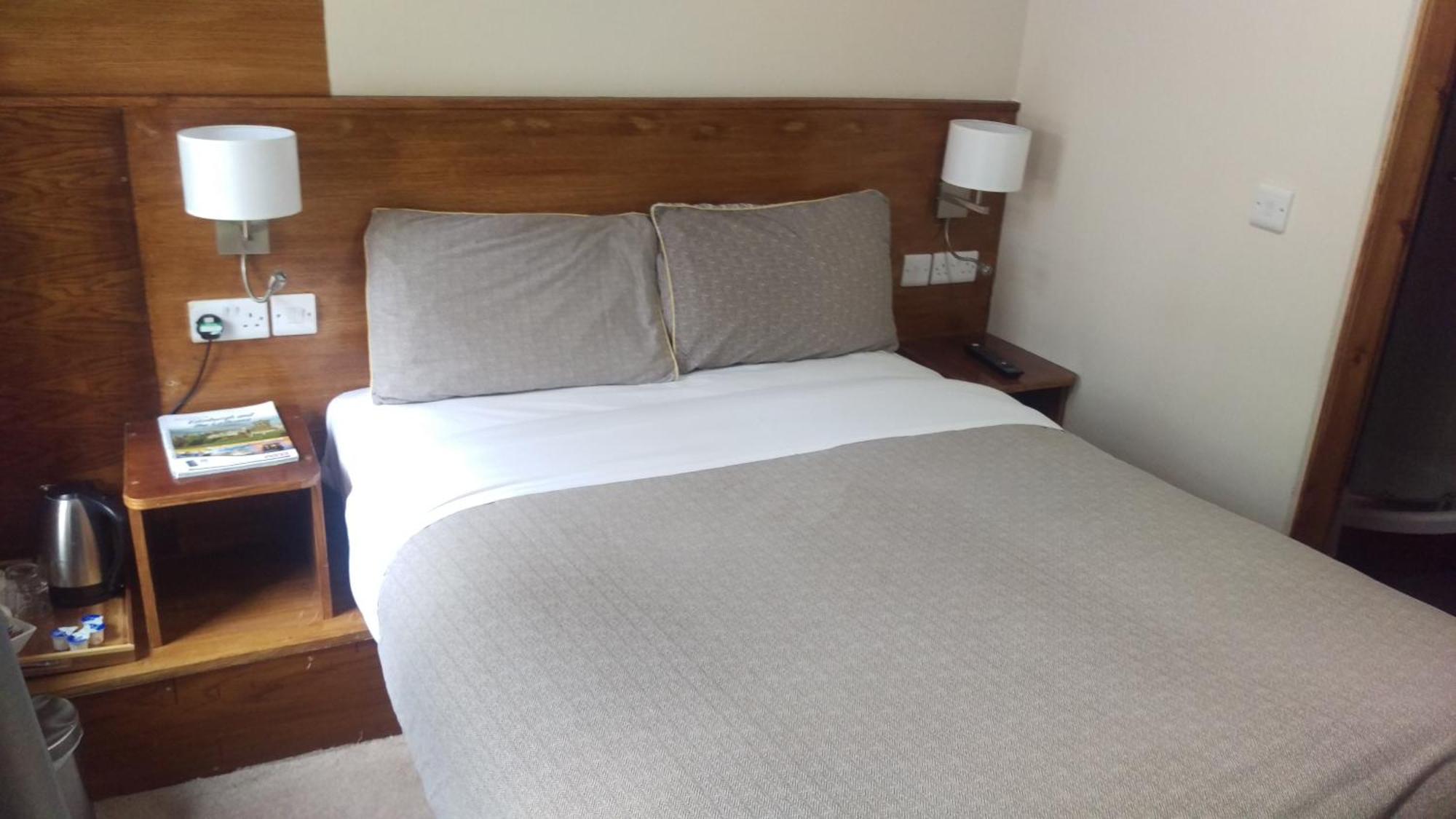 Double Room,718225108:JPEG