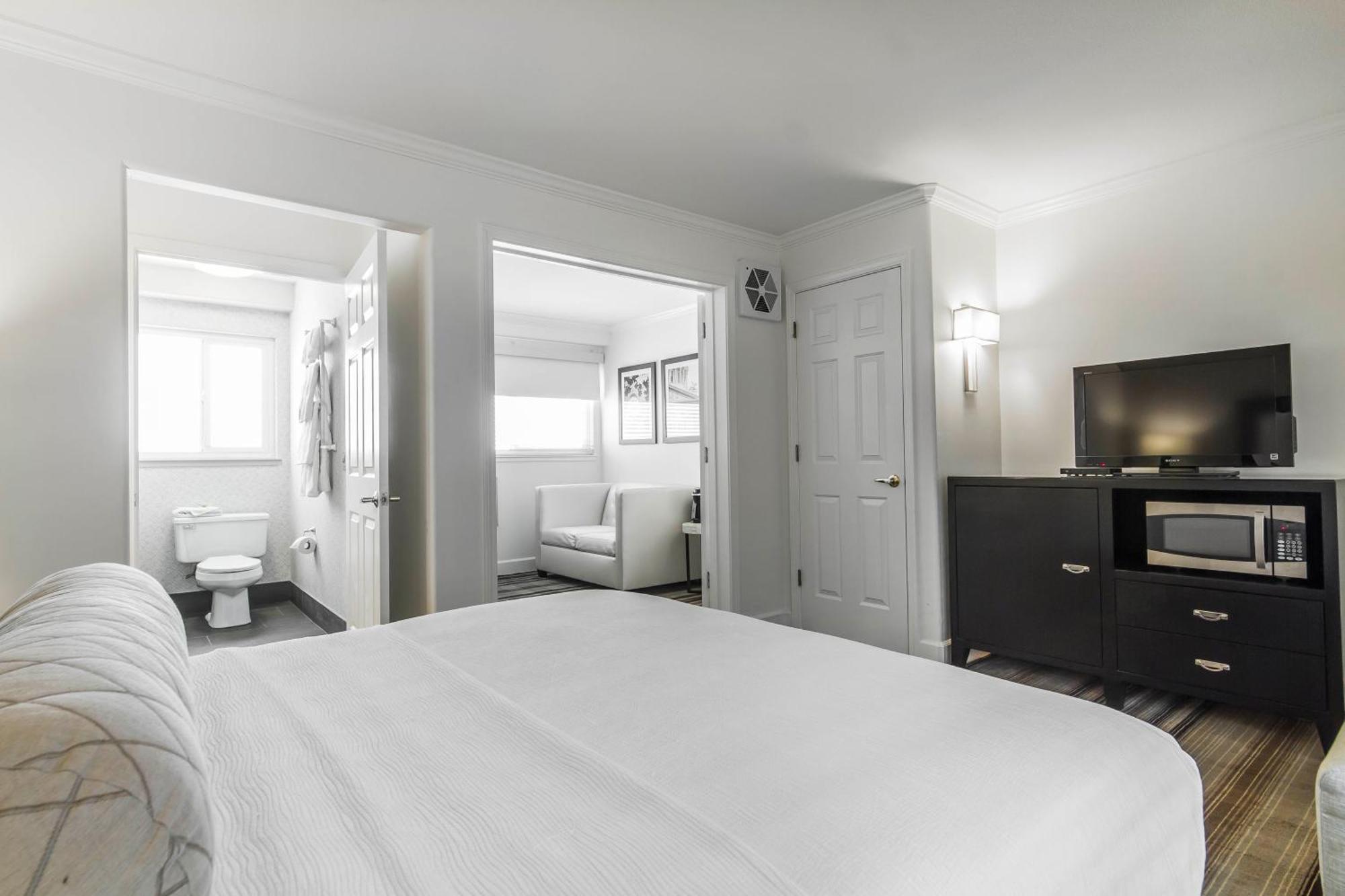 Queen Suite