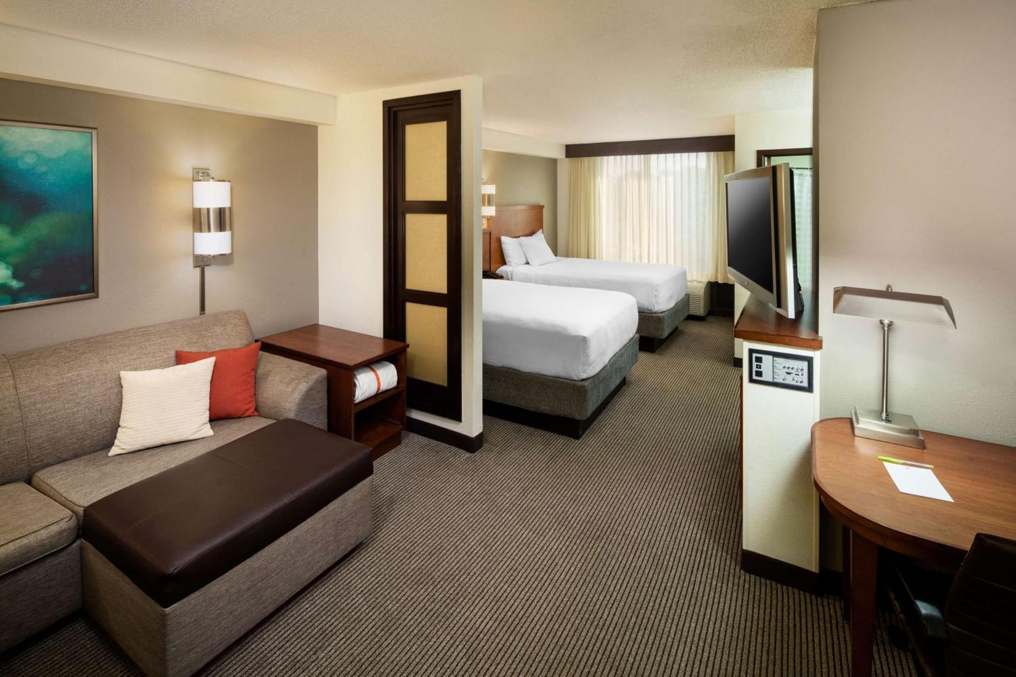 Queen Room with Two Queen Beds and Sofa Bed