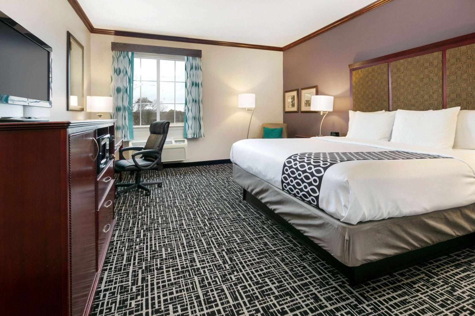 King Room - Mobility Access/Non-Smoking