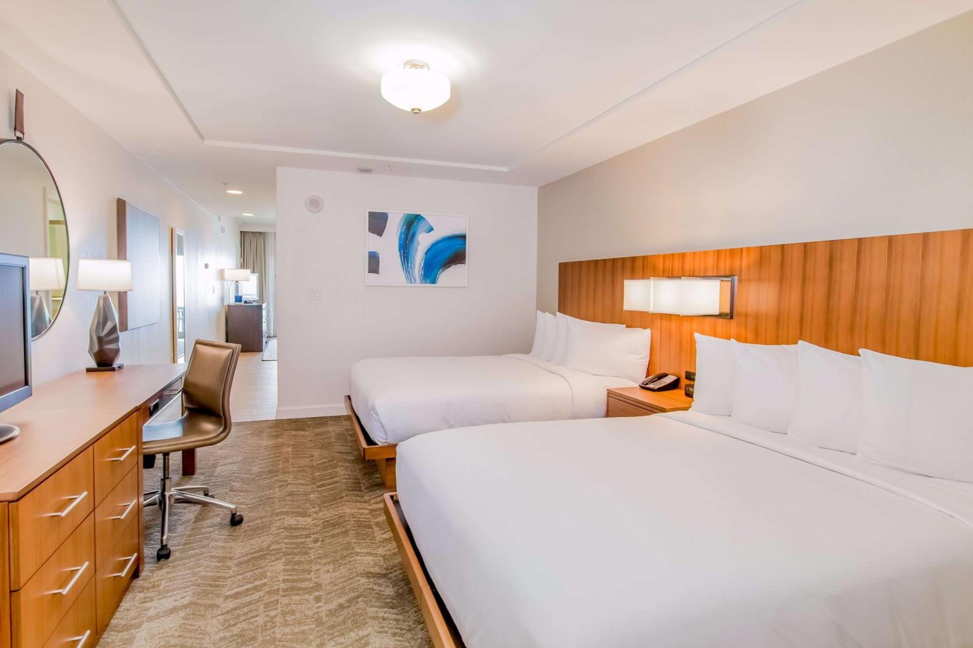 Queen Suite with Bunk Beds and Gulf View,1551305368:JPEG