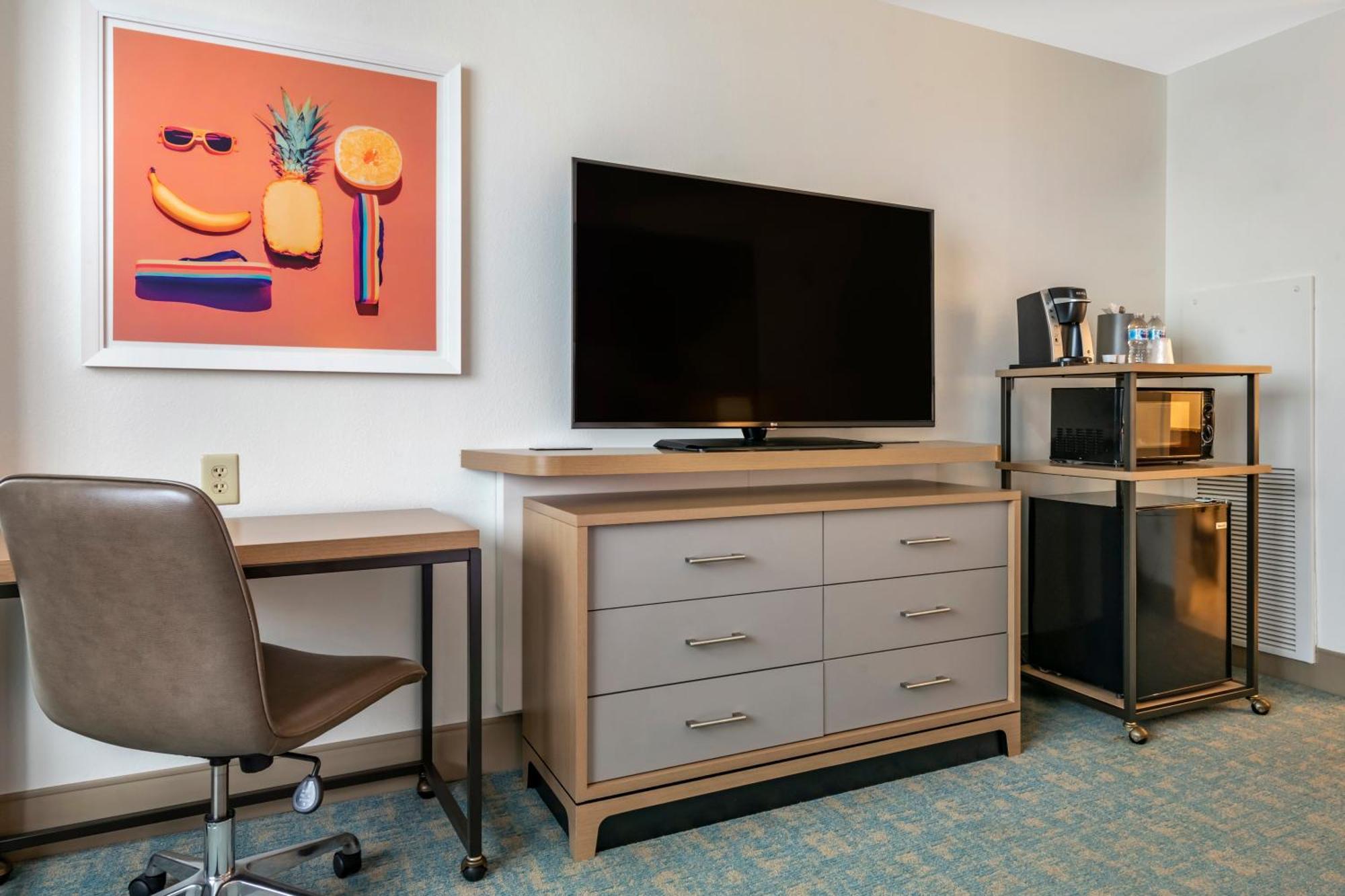 Standard Room,1435247767:JPEG