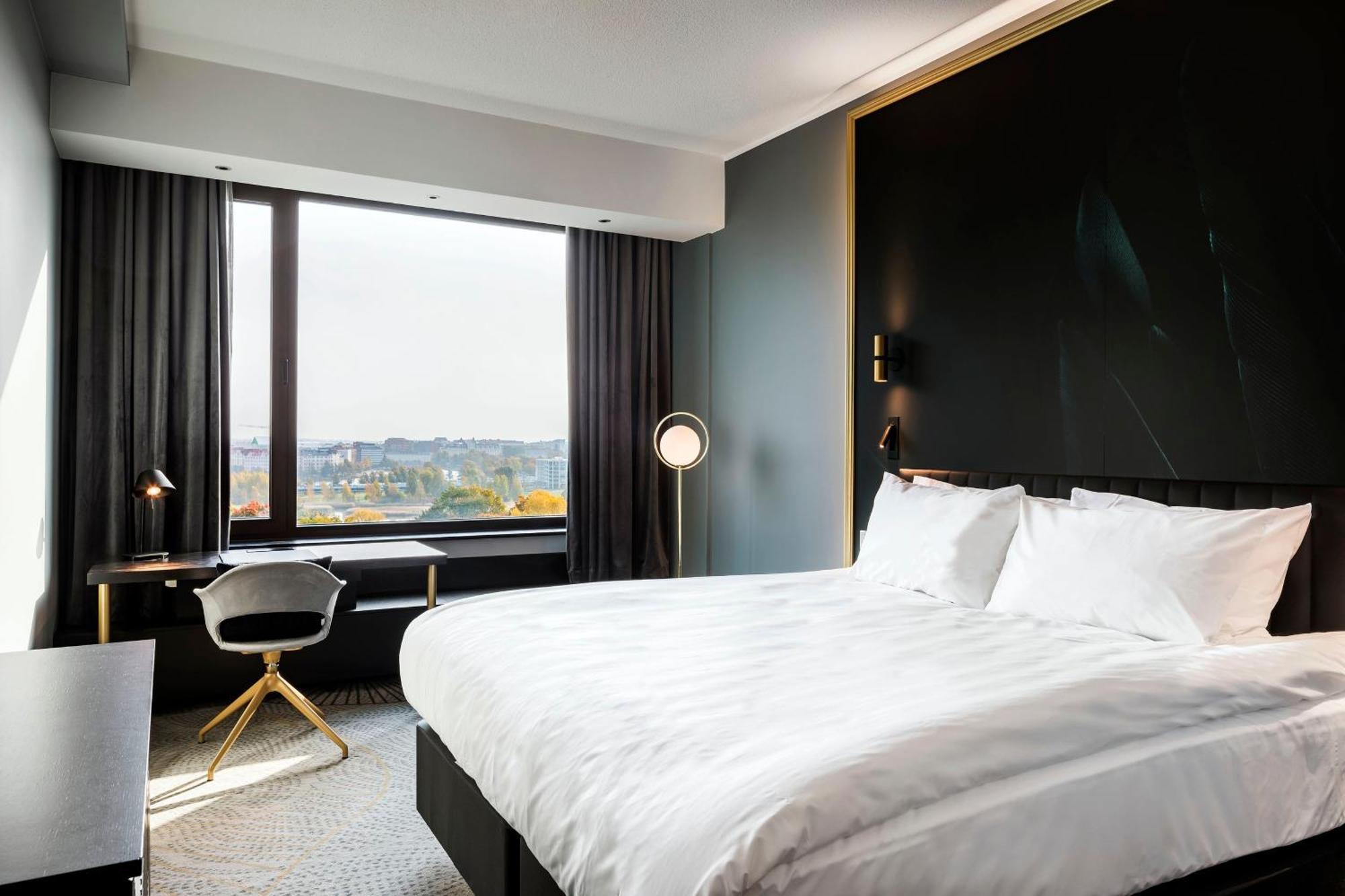 Premium King Room - Club Lounge Access