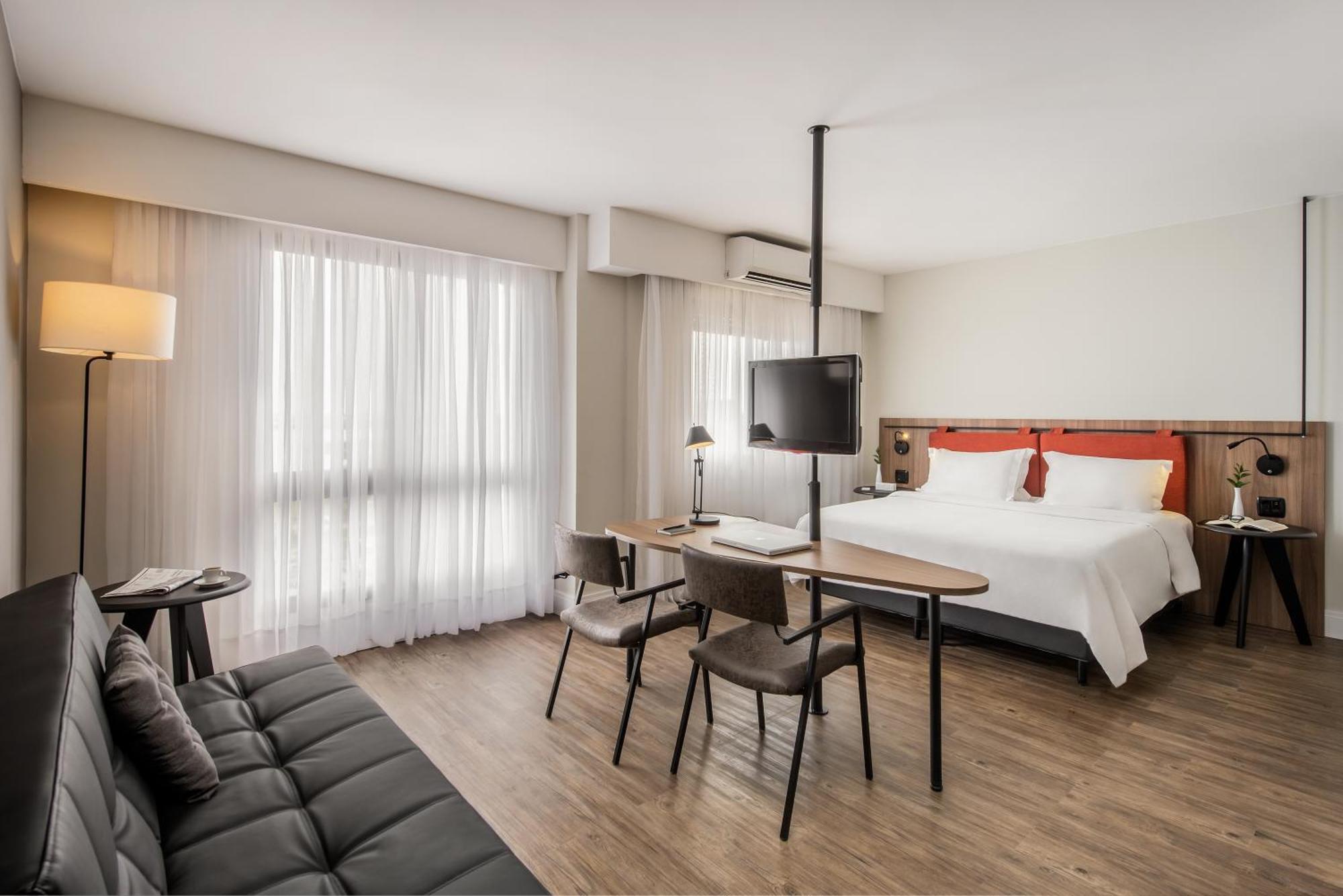 Superior Luxury Double - 1 Queen Bed and 1 Sofa Bed,1277388880:JPEG