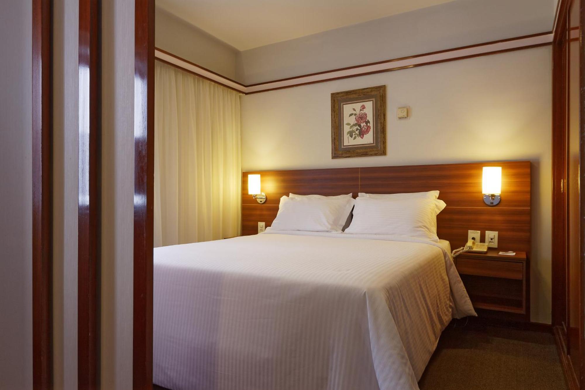 Deluxe Room,1212479116:JPEG