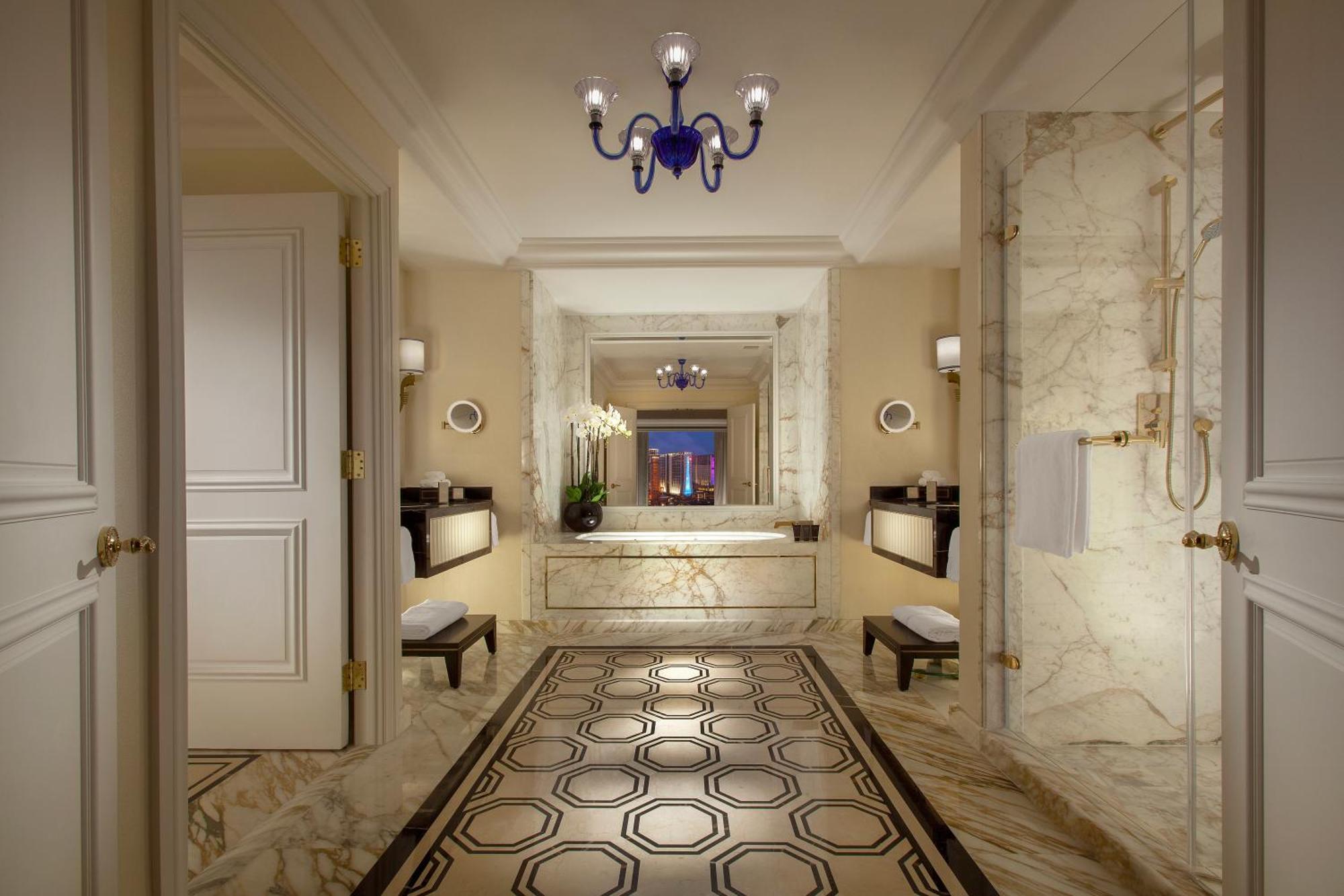 Rialto Deluxe Suite