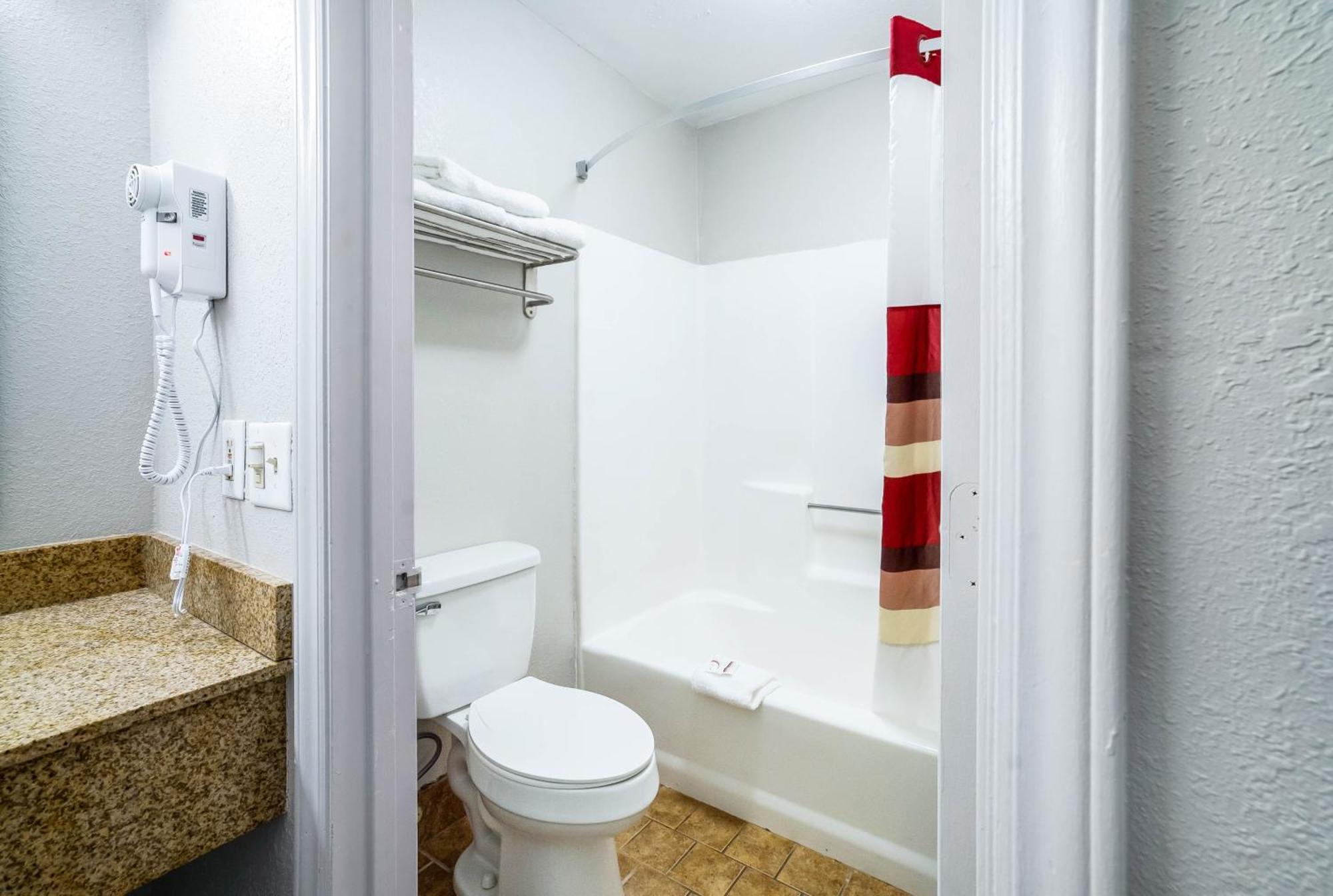 Deluxe Room with Two Queen Beds Smoke Free