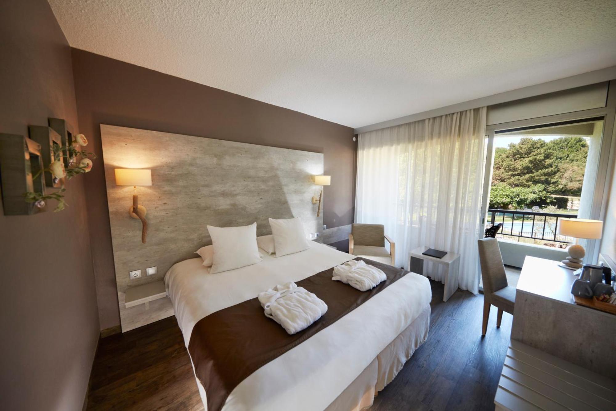 Chambre Lit Queen-Size Standard - Non-Fumeurs
