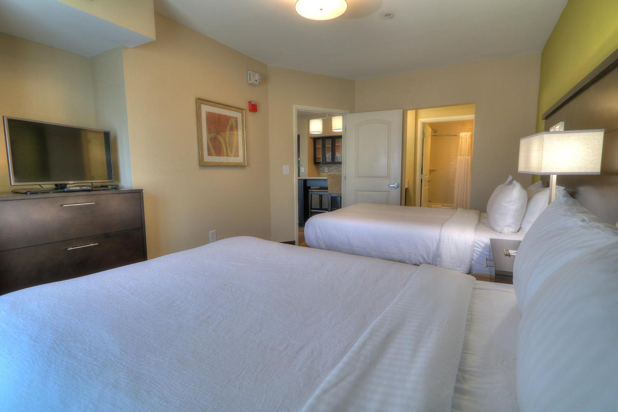 Queen Studio Suite with Two Queen Beds and Shower - Mobility Accessible