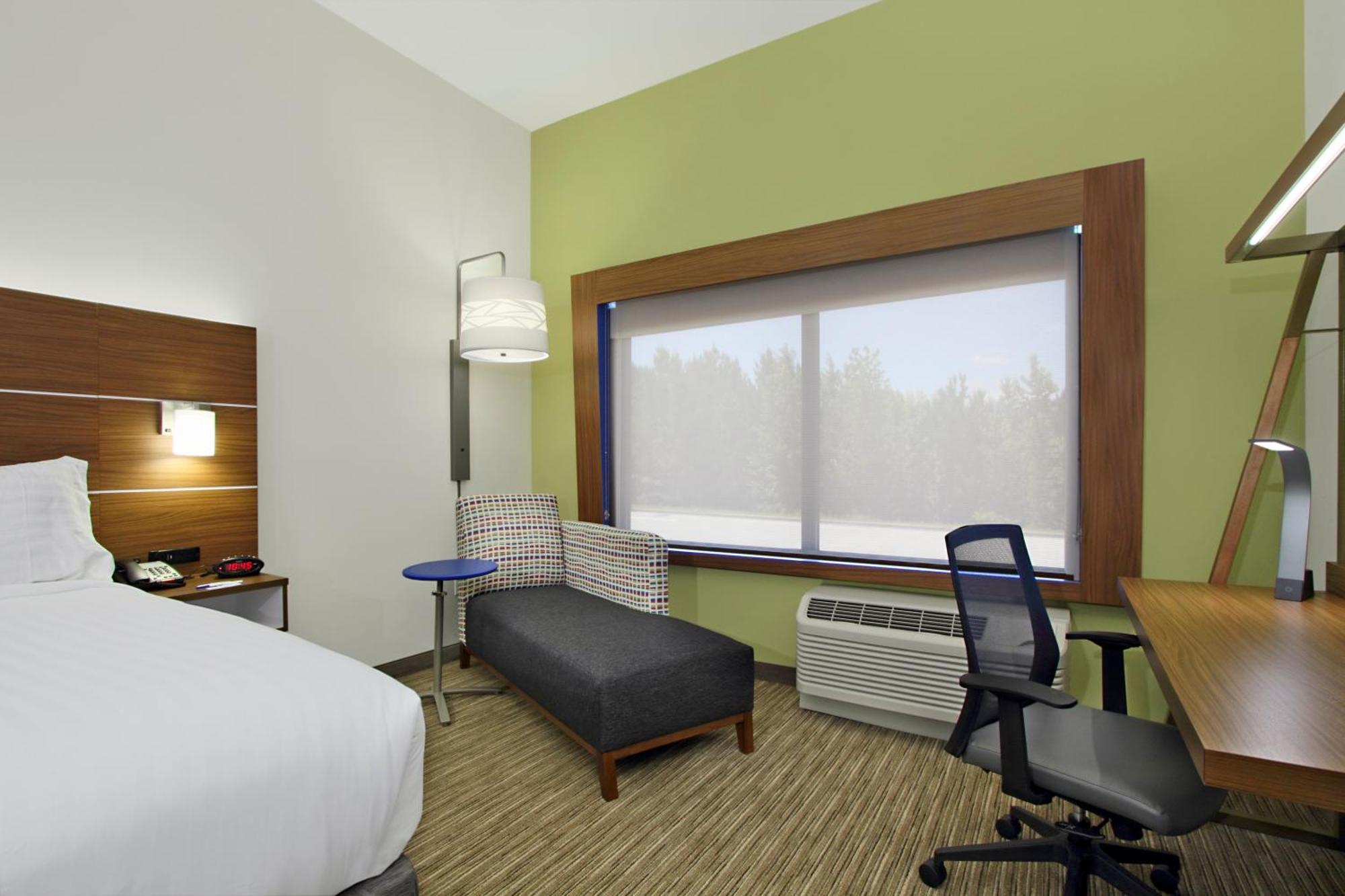 Standard King Room