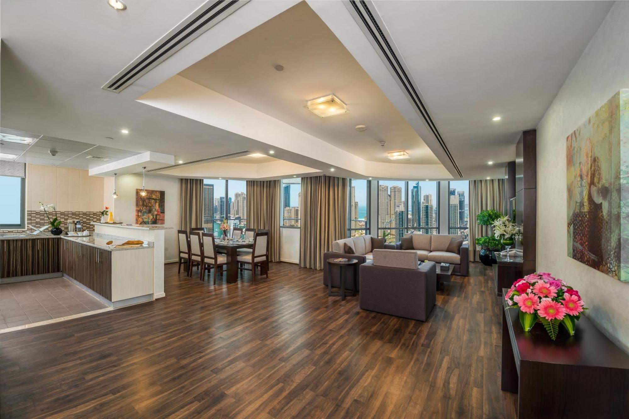Premiere Three-Bedroom Apartment