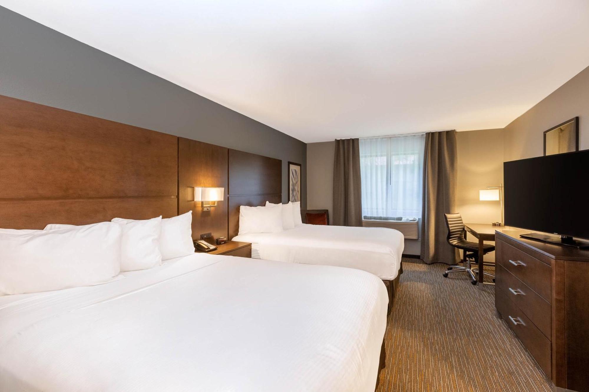 Premium Two Room Suite- Non Smoking