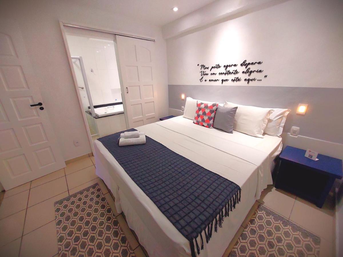 Suíte Luxo com Banheira de Hidromassagem