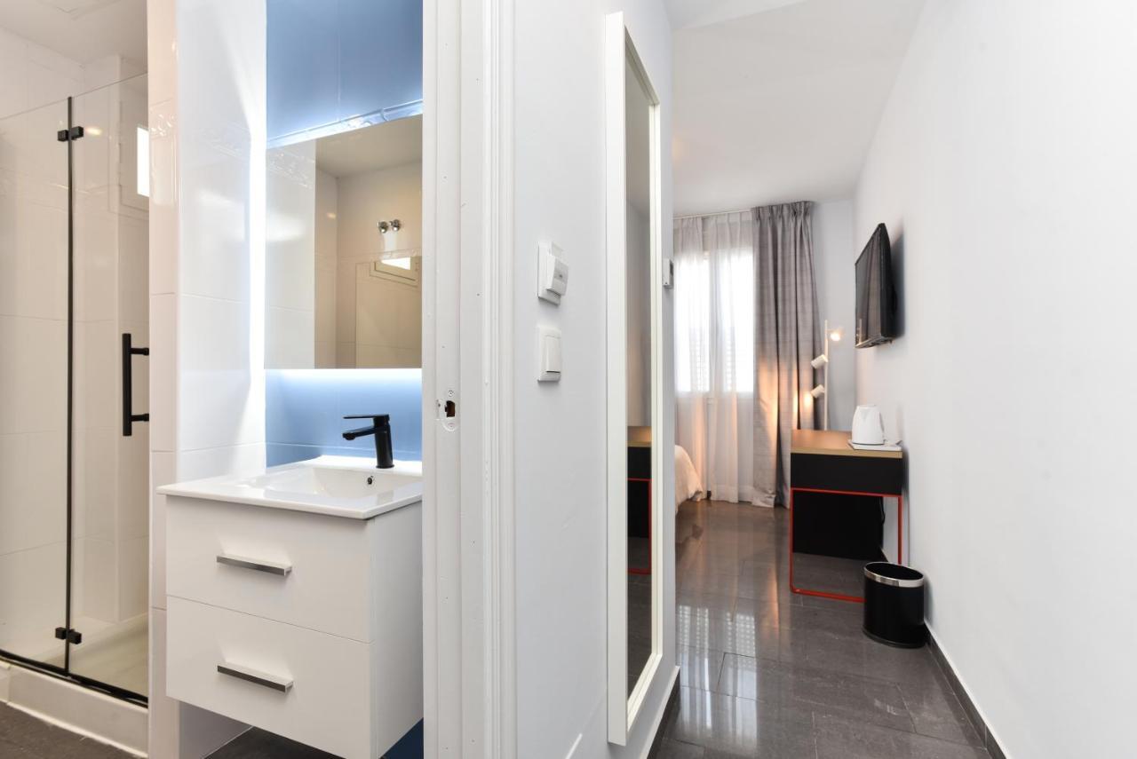 Single Room,1292353066:JPEG