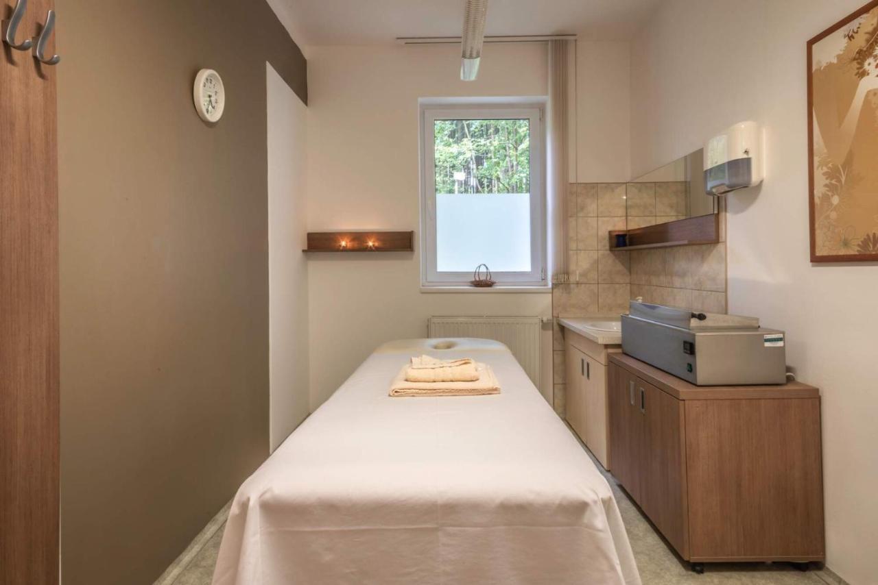 Double or Twin Room Spa,1307759638:JPEG