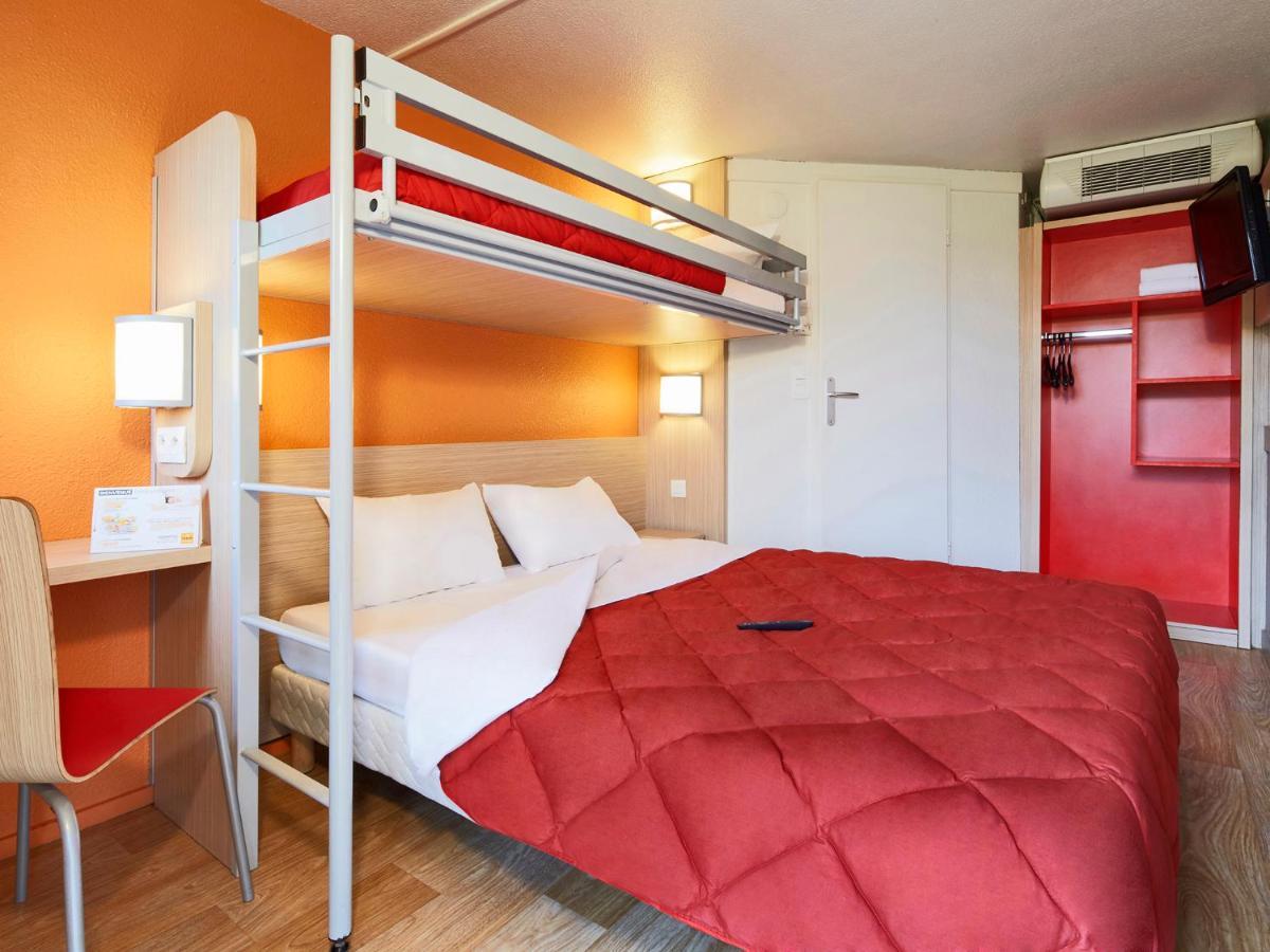 Triple Room (1 Double Bed + 1 Bunk Bed),1237243510:JPEG