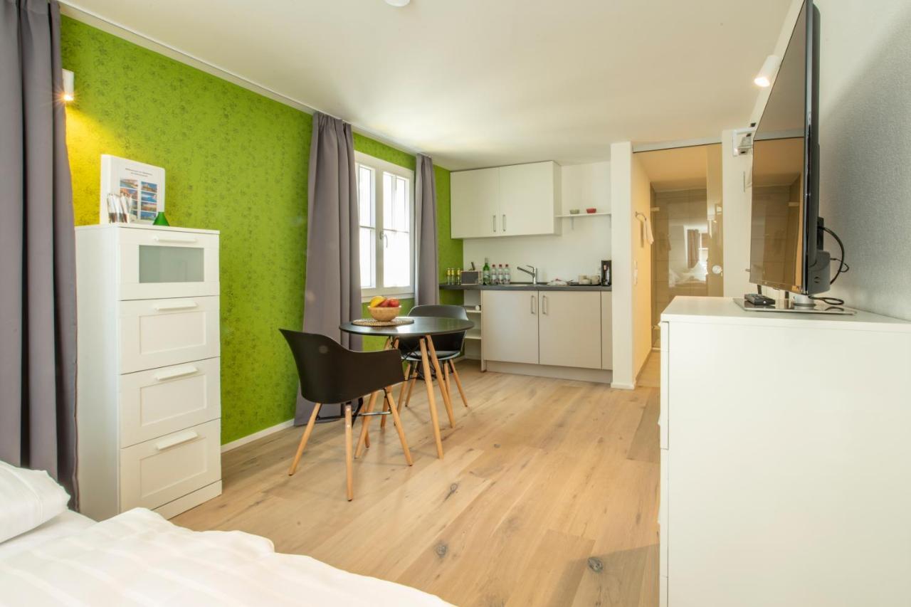 Double Room,1294536691:JPEG