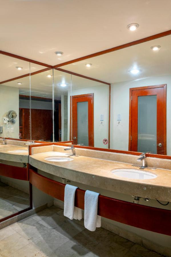 Habitación - cama grande - Adaptada para personas con movilidad reducida - No fumadores
