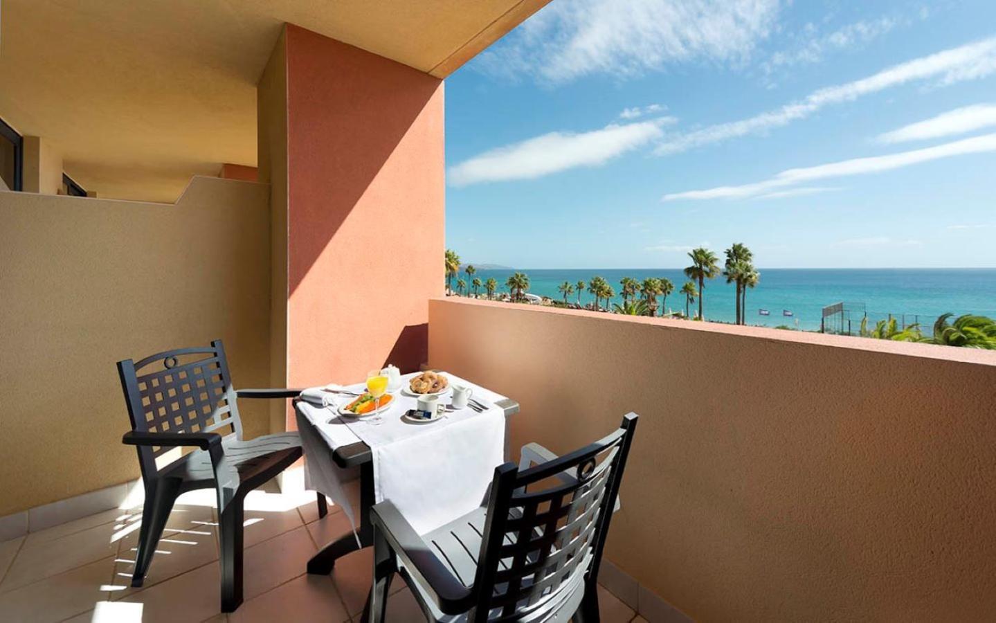Habitación Doble Superior con vistas al mar (2 adultos)
