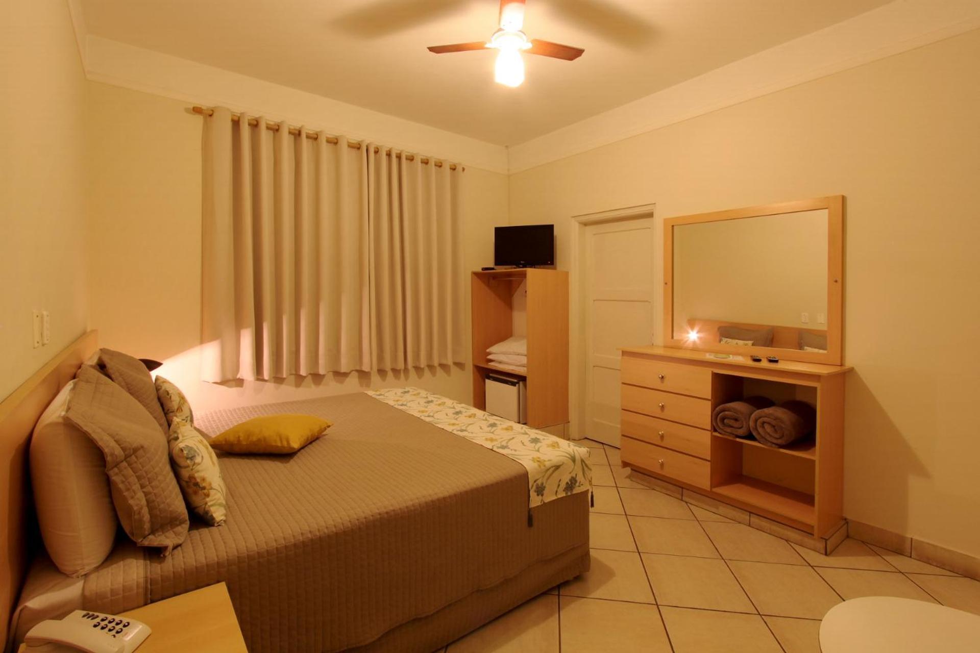 Double or Twin Room,1452985432:JPEG