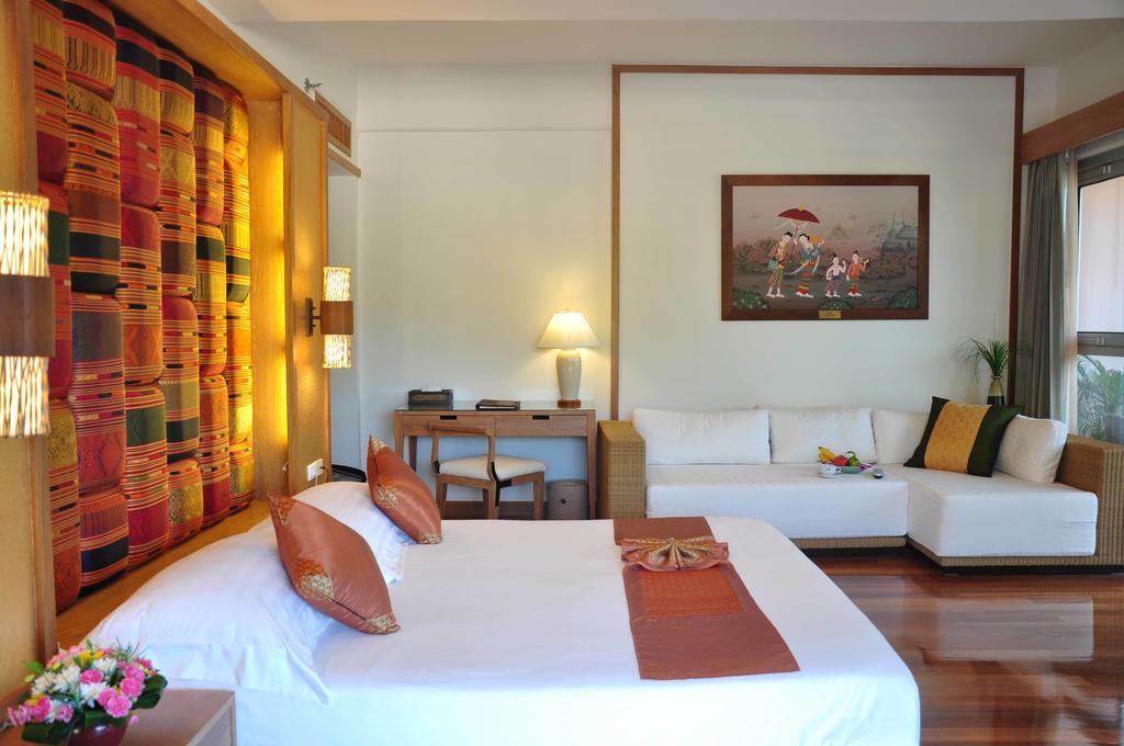 Junior Suite met Gedeeltelijk Uitzicht op Zee