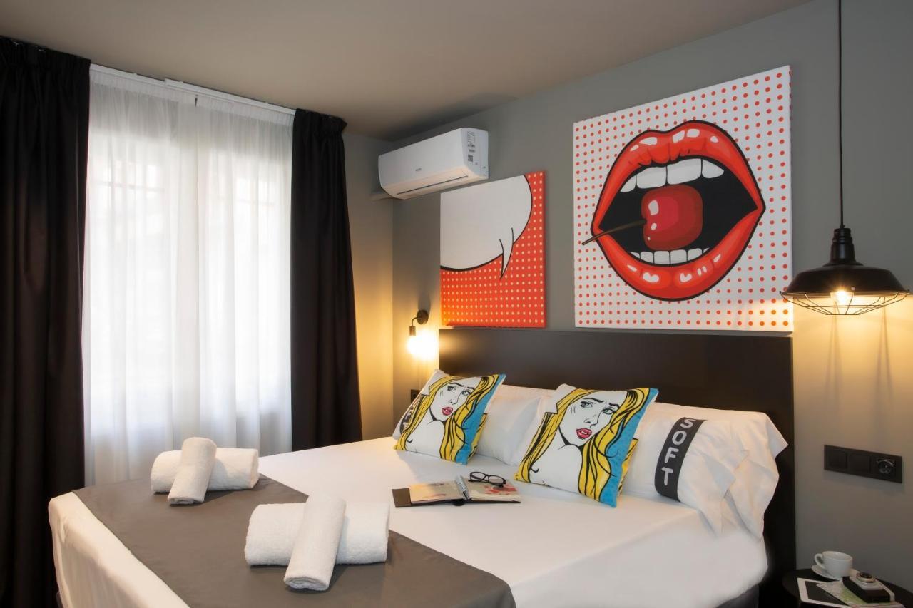Chambre Double ou Lits Jumeaux - Vue sur Rue