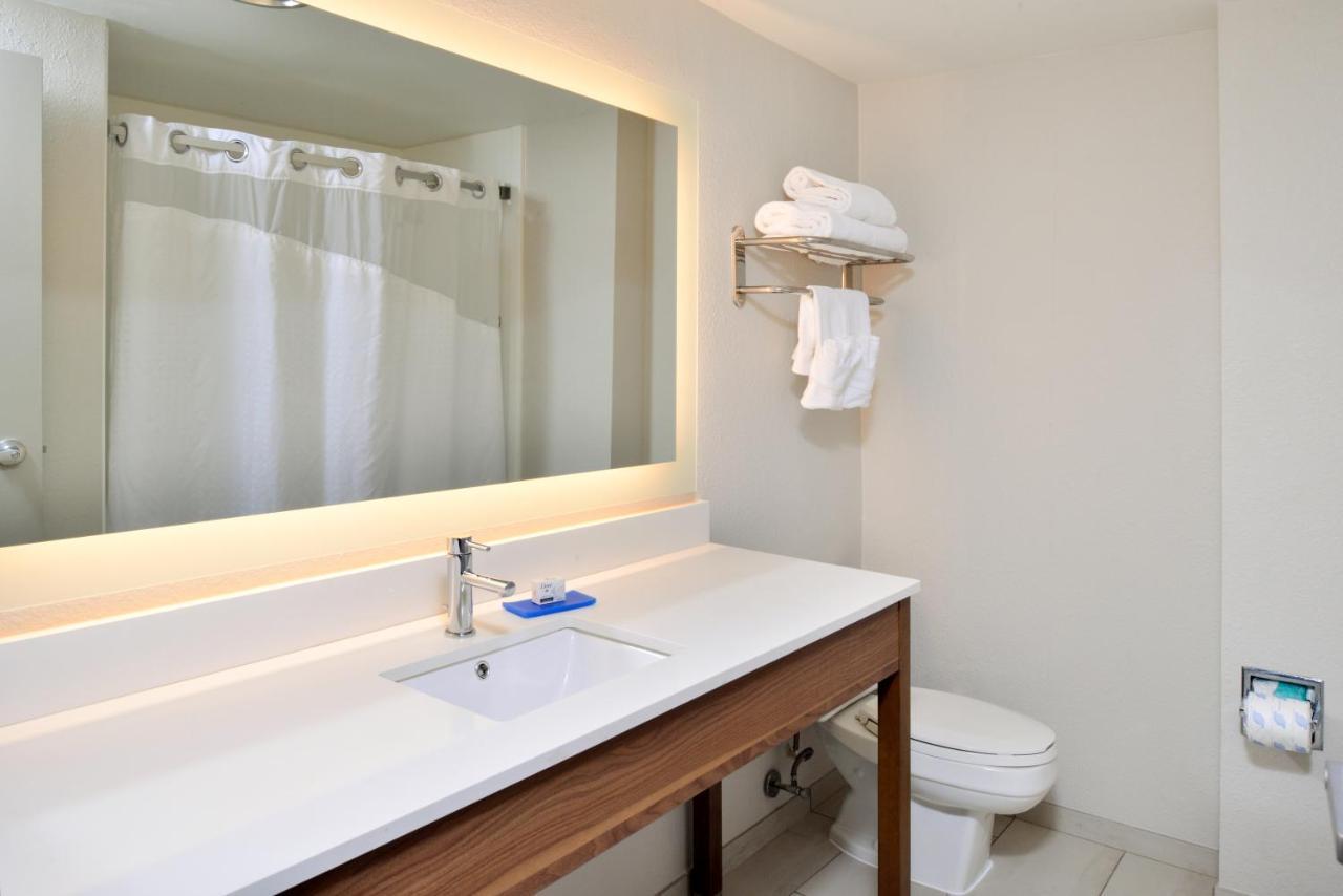 Queen Suite with Two Queen Beds and Additional Living Area
