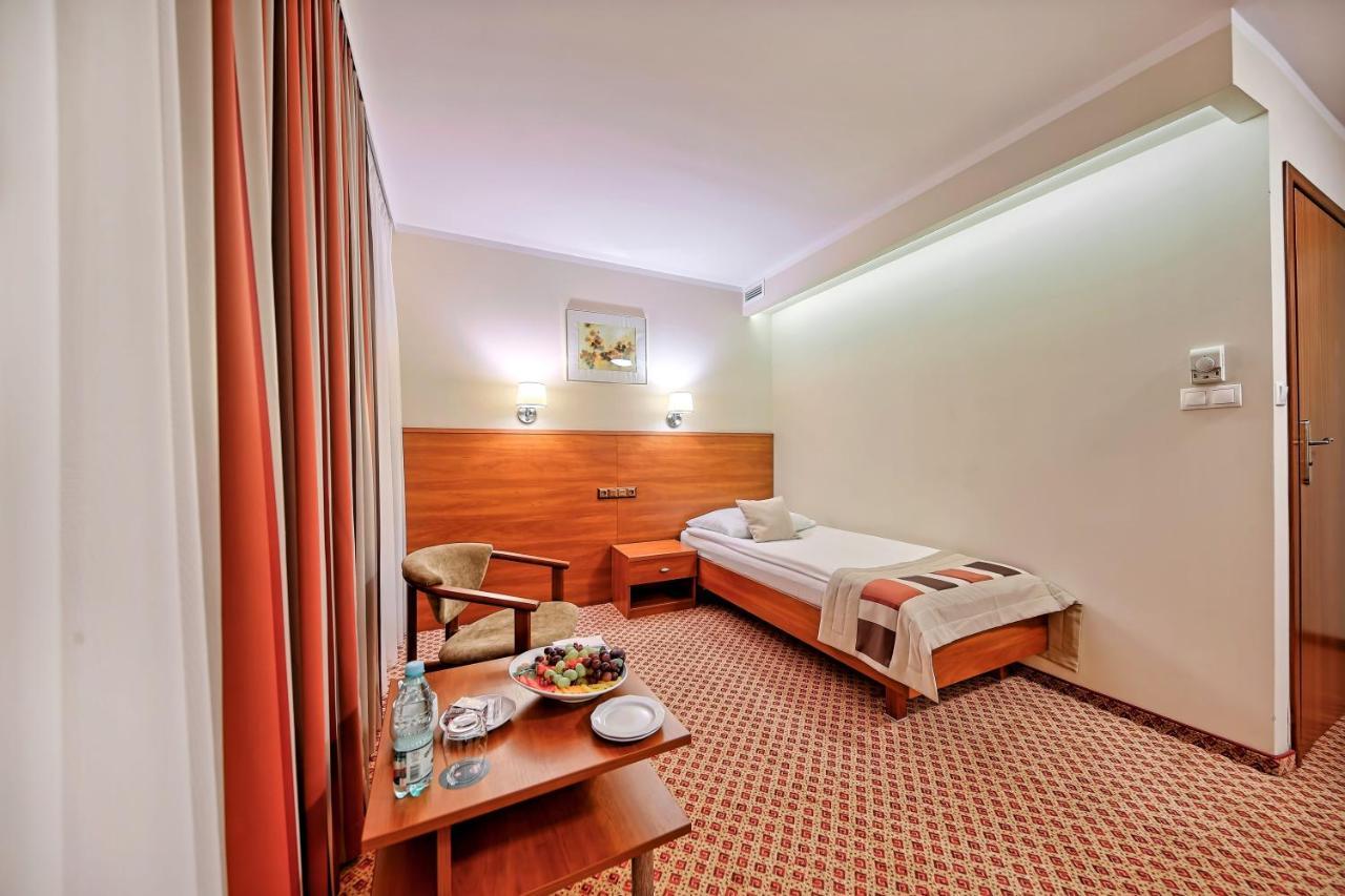 Deluxe Single Room,1277058913:JPEG