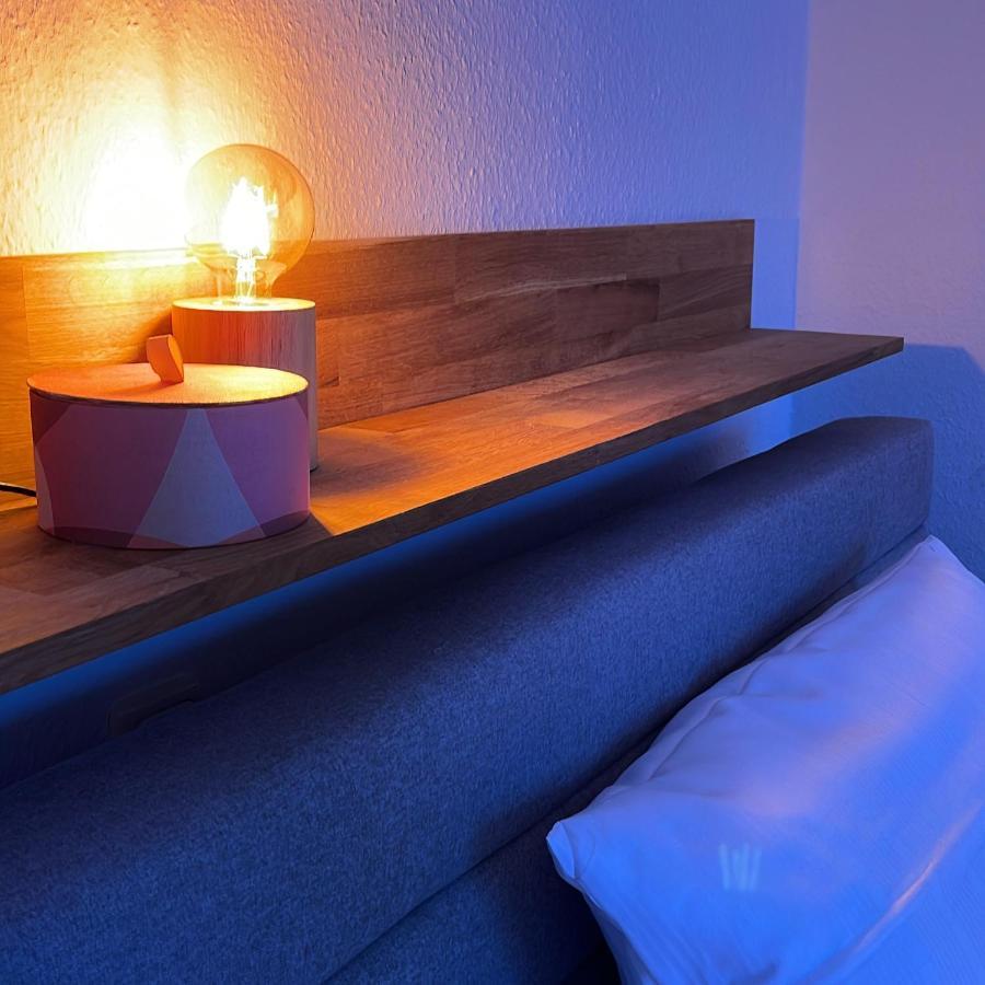 Einzelzimmer mit Balkon