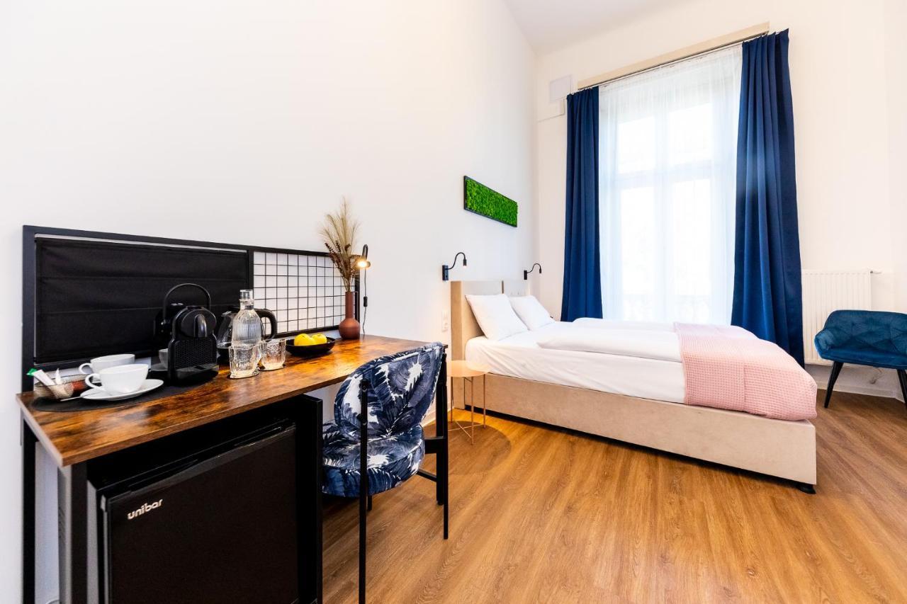 Quarto Duplo com Varanda