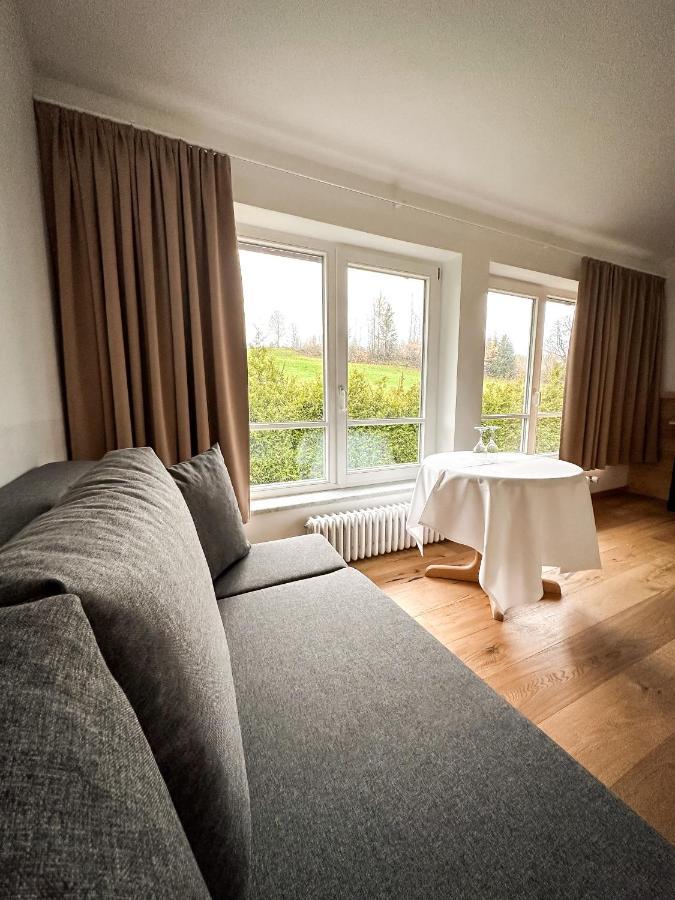 Doppelzimmer mit Gartenblick