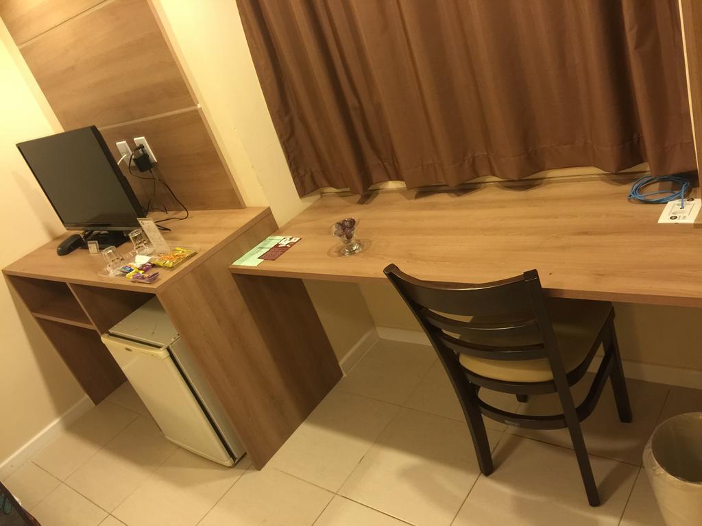 Quarto Deluxe com 2 Camas de Solteiro