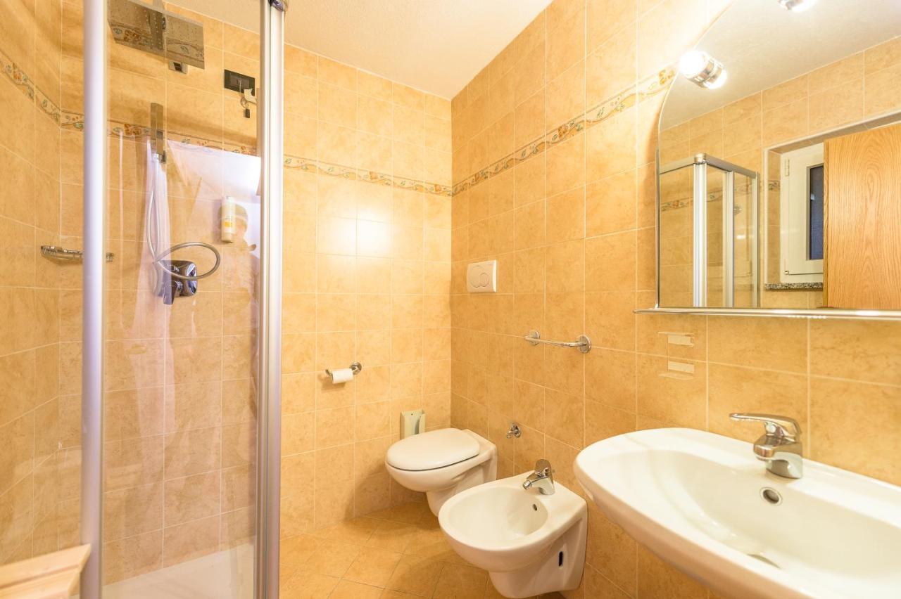Double or Twin Room,1325547754:JPEG