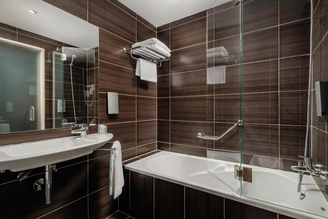 Double or Twin Room,1552236622:JPEG