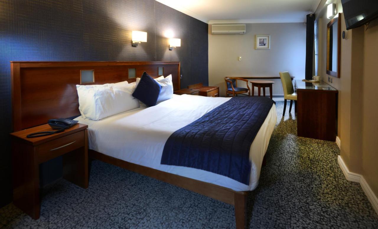 Single Room,1329951305:JPEG