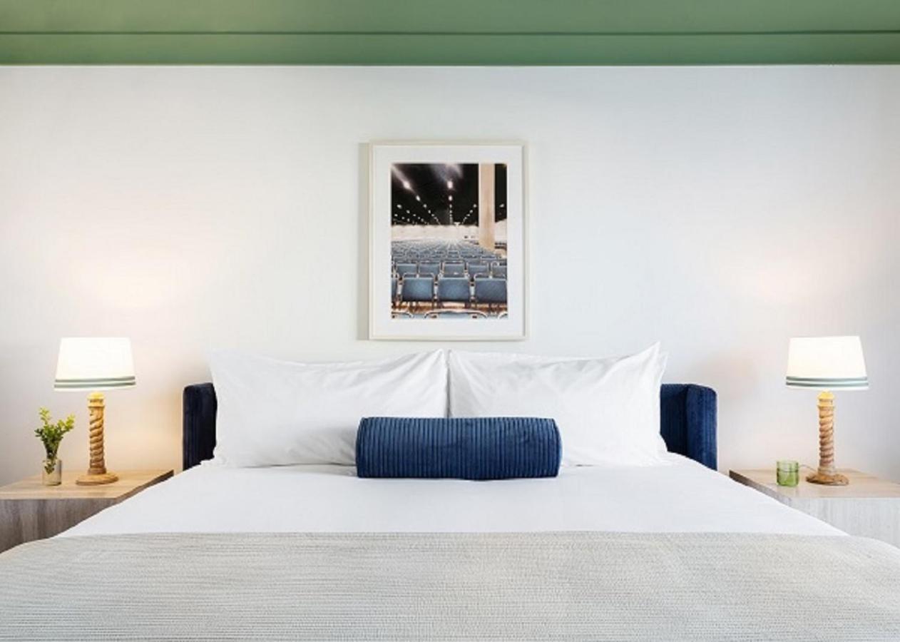 Suite com Varanda