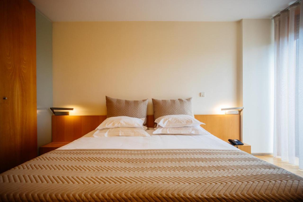 Double or Twin Room with Garden View,931567177:JPEG