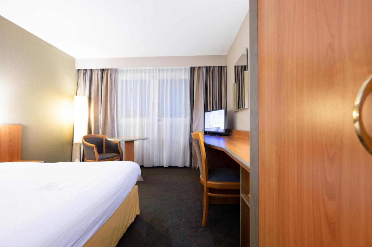 Standard Room,1588054461:JPEG