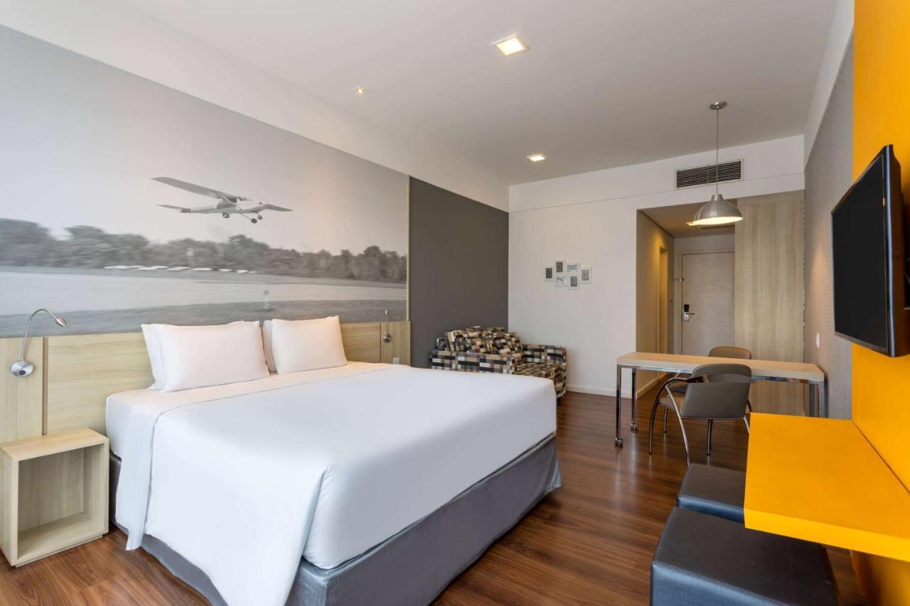 Quarto Deluxe com Cama Queen-size