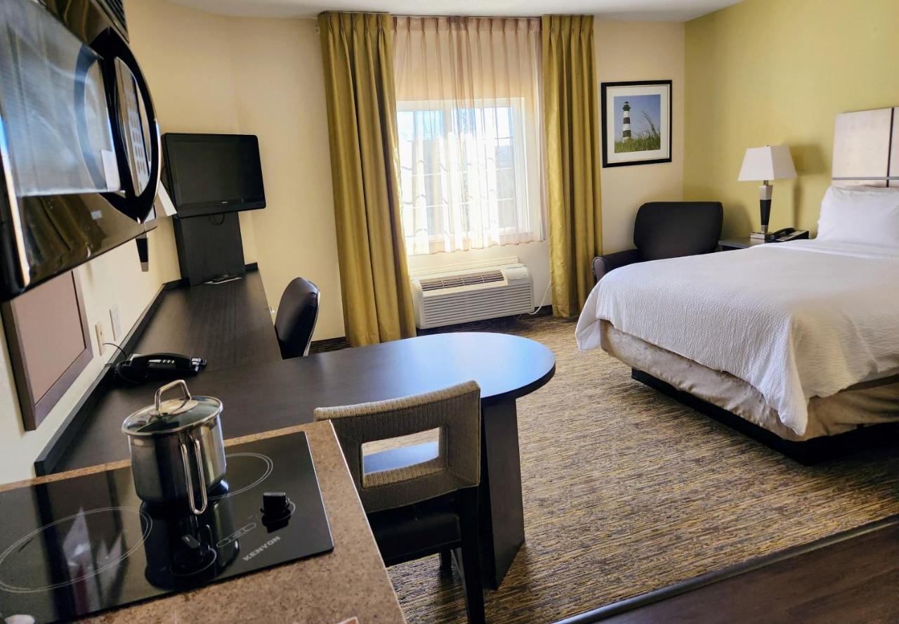 Standard Room,1340349134:JPEG