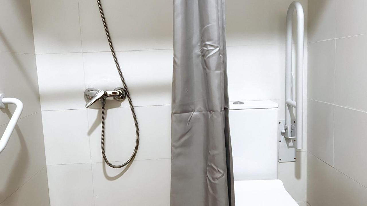 Eenpersoonskamer met Eigen Badkamer