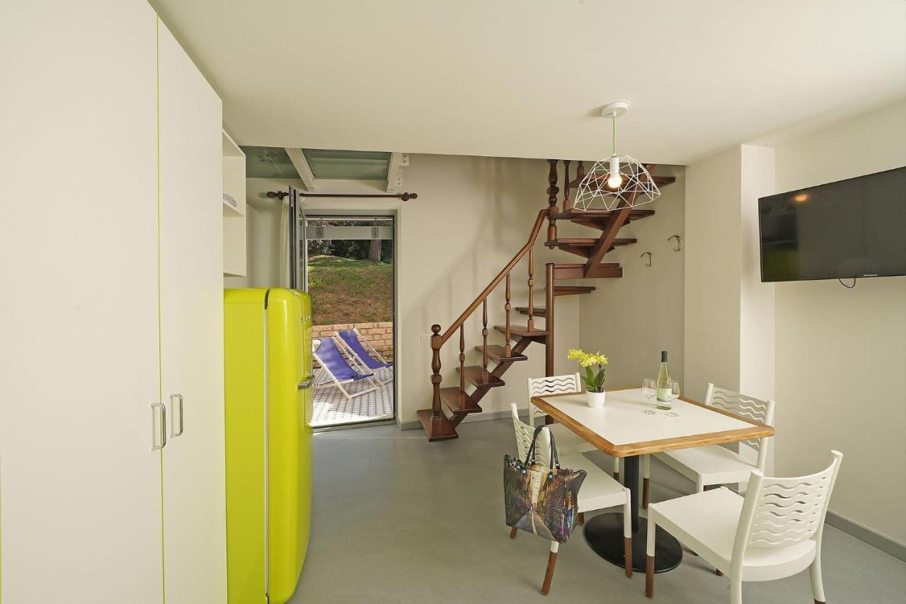 Appartamento Monolocale Plus con Terrazza e Vista Giardino