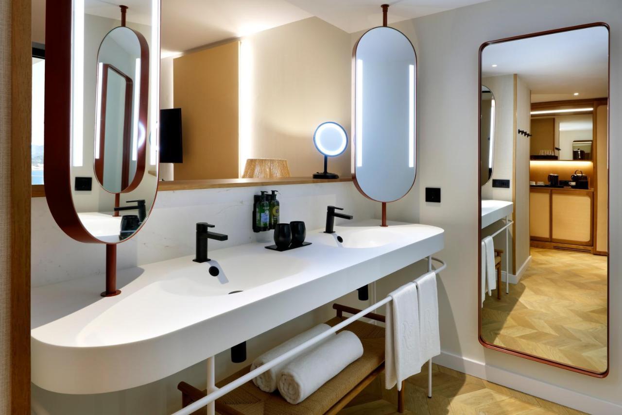 Suite Deluxe com Vista Frontal Mar