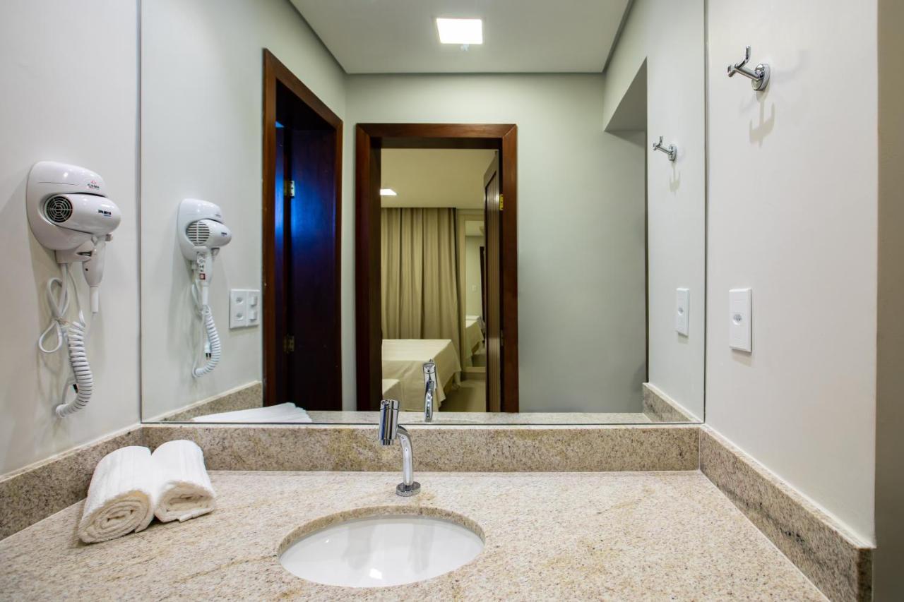 Family Room,1345481834:JPEG