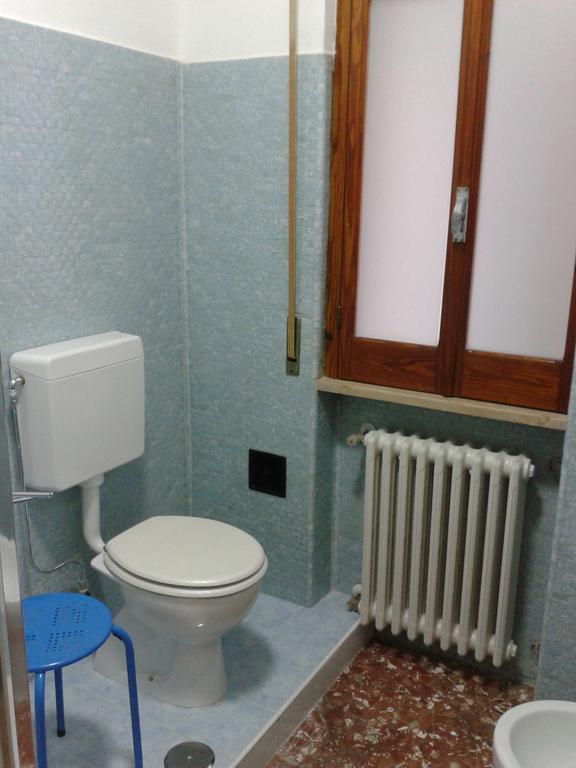 Camera Tripla con Bagno in Comune