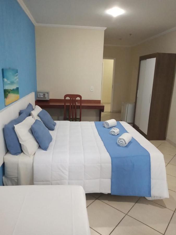 Quarto Triplo Standard