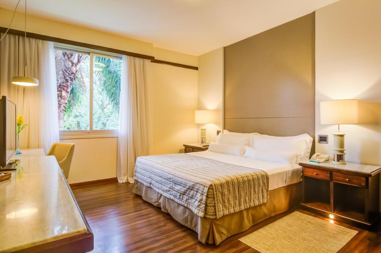 Quarto Queen Superior com Vista para o Jardim