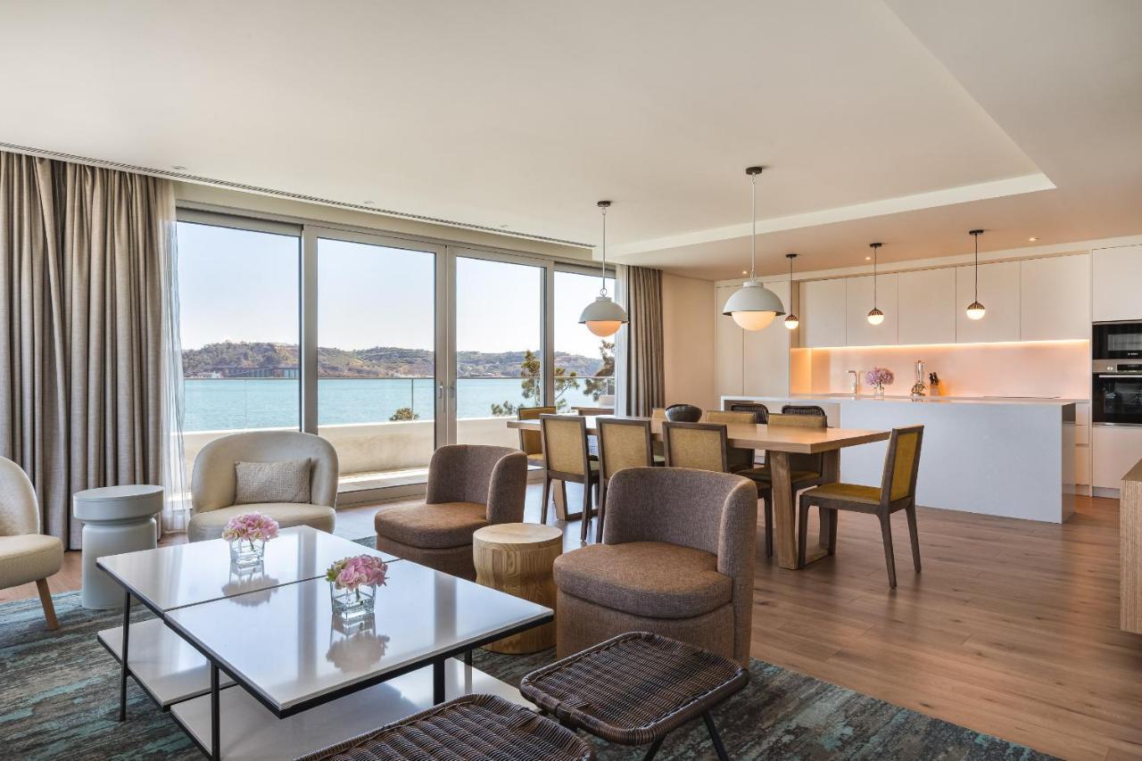 Suite Queen Premium de Canto com Vista Rio
